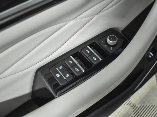 Geely Monjaro I с пробегом 2023 года, цена 2 968 900 рублей, 43470 км, внедорожник, Автокод Объявления