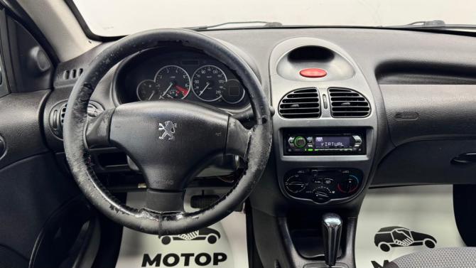 Peugeot 206 с пробегом 2004 года, цена 115 000 рублей, 193125 км, хэтчбек, Автокод Объявления