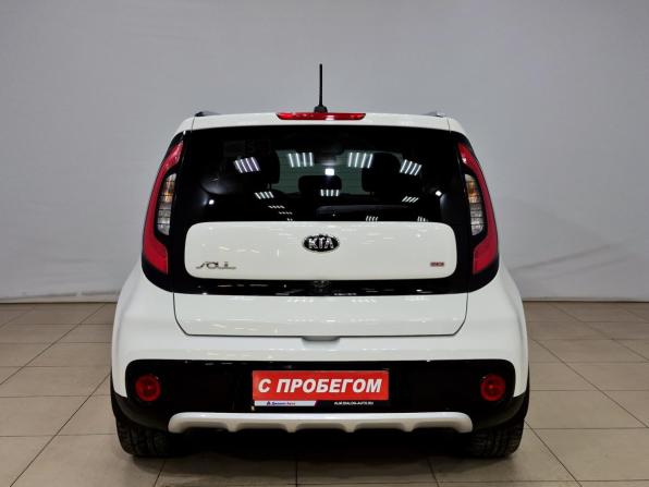 Kia Soul II Рестайлинг с пробегом 2017 года, цена 1 530 000 рублей, 91267 км, хэтчбек, Автокод Объявления