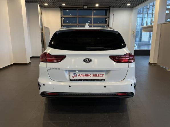 Kia Ceed III с пробегом 2019 года, цена 990 000 рублей, 174801 км, универсал, Автокод Объявления