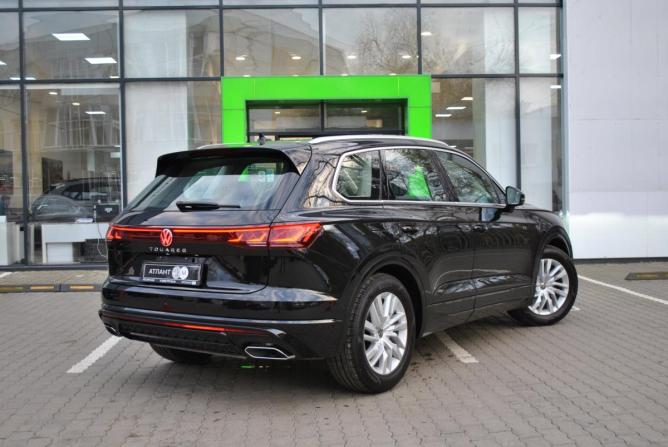 Volkswagen Touareg III Рестайлинг с пробегом 2025 года, цена 8 490 000 рублей, 10 км, внедорожник, Автокод Объявления
