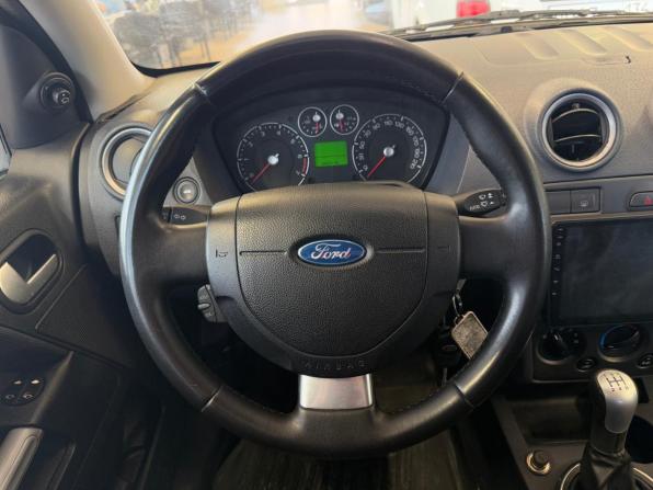 Ford Fusion I Рестайлинг с пробегом 2007 года, цена 418 000 рублей, 166000 км, хэтчбек, Автокод Объявления