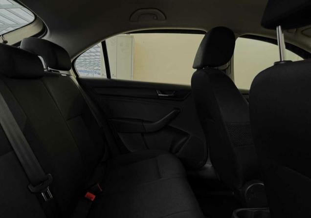 Skoda Rapid I Рестайлинг с пробегом 2018 года, цена 1 245 000 рублей, 77610 км, лифтбек, Автокод Объявления
