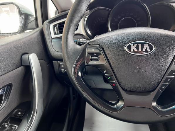 Kia Ceed II Рестайлинг с пробегом 2016 года, цена 1 345 000 рублей, 130600 км, универсал, Автокод Объявления