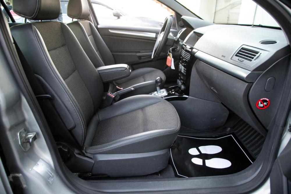 Opel Astra H Рестайлинг Иркутск  - изображение 19