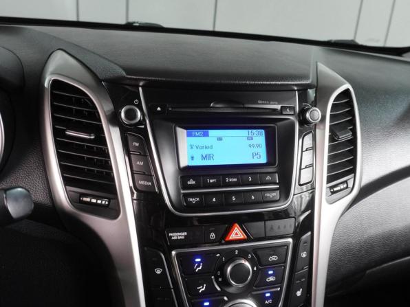 Hyundai i30 II Рестайлинг с пробегом 2015 года, цена 1 249 000 рублей, 123777 км, хэтчбек, Автокод Объявления