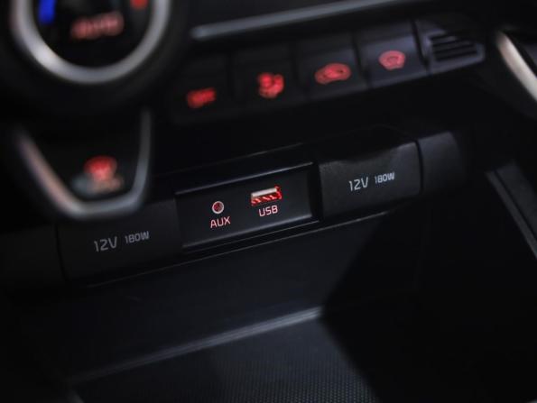 Kia Rio IV с пробегом 2019 года, цена 1 499 777 рублей, 135953 км, хэтчбек, Автокод Объявления