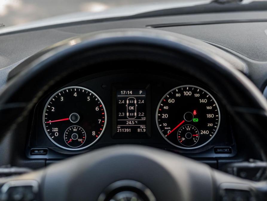 Volkswagen Tiguan I Рестайлинг Санкт-Петербург  - изображение 5