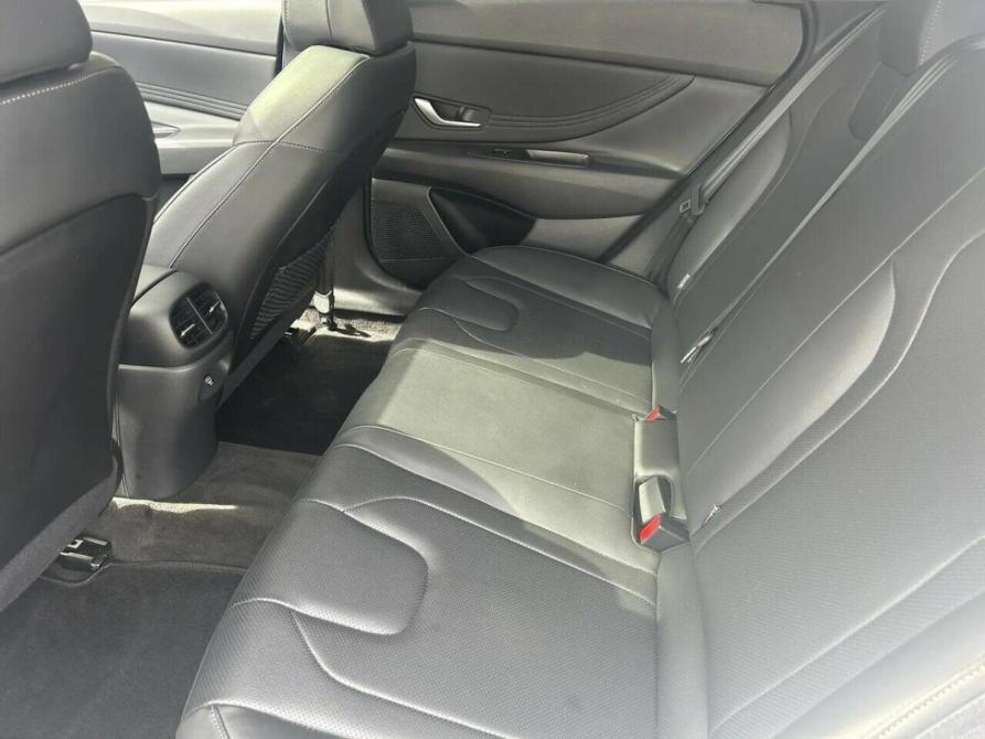 Hyundai Elantra VII (CN7) Рестайлинг Набережные Челны  - изображение 17