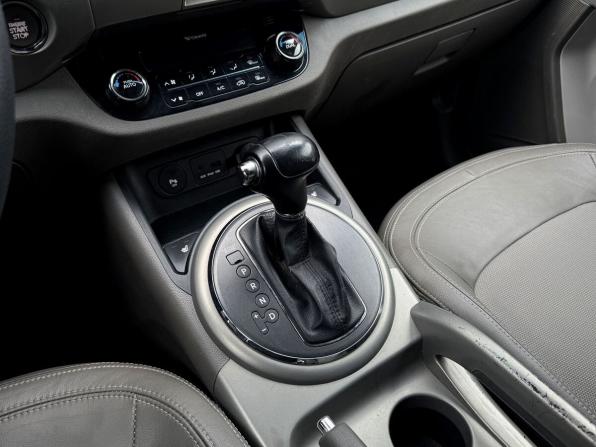 Kia Sportage III с пробегом 2011 года, цена 927 000 рублей, 234624 км, внедорожник, Автокод Объявления