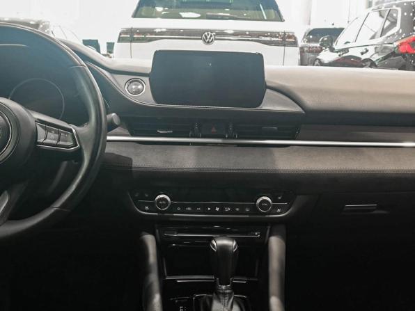 Mazda 6 III (GJ) Рестайлинг 2 с пробегом 2018 года, цена 2 880 000 рублей, 71210 км, седан, Автокод Объявления