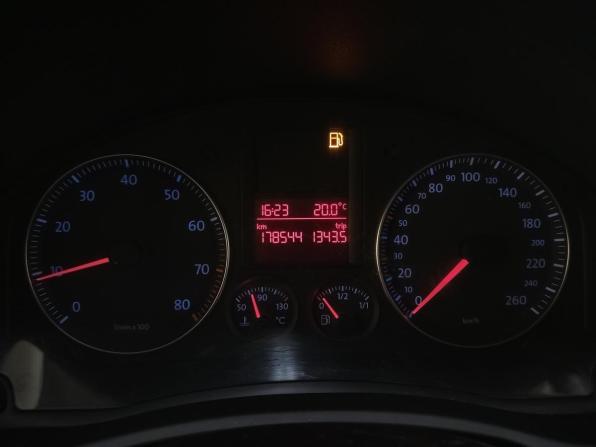 Volkswagen Jetta V с пробегом 2008 года, цена 320 000 рублей, 178543 км, седан, Автокод Объявления