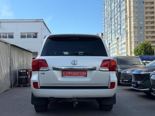 Toyota Land Cruiser 200 Series Рестайлинг 1 с пробегом 2014 года, цена 3 449 000 рублей, 285000 км, внедорожник, Автокод Объявления