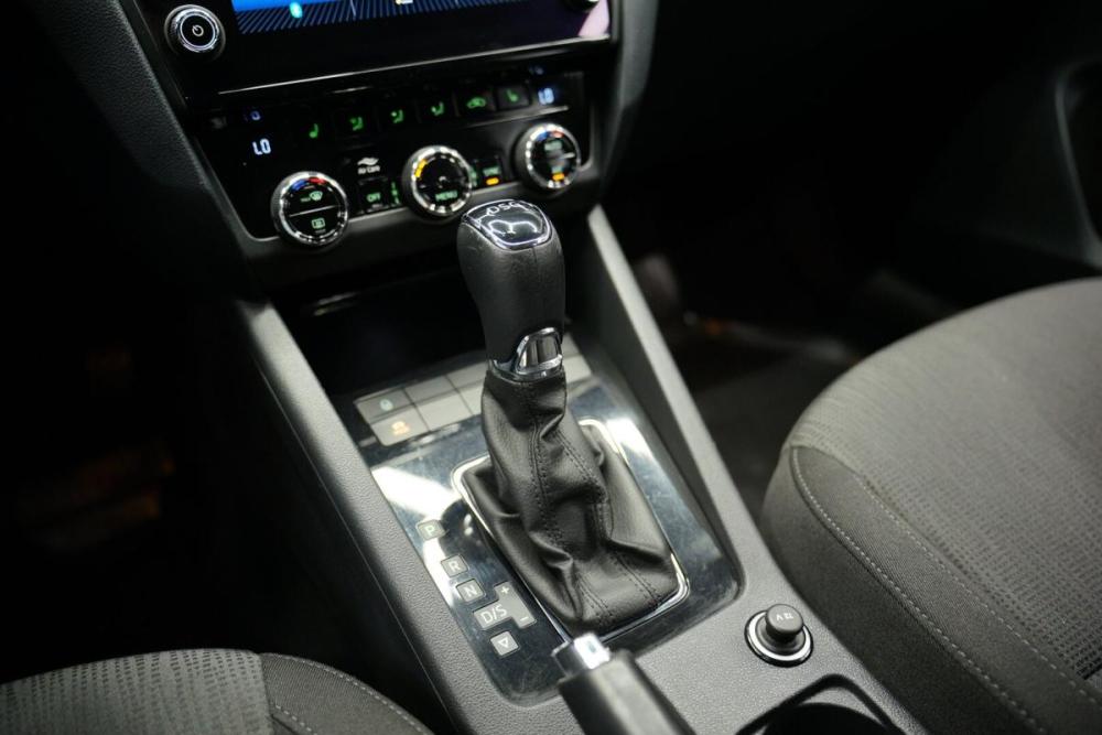 Skoda Octavia III (A7) Рестайлинг Крым  - изображение 16
