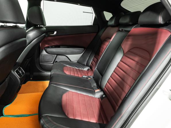 Kia Optima IV Рестайлинг с пробегом 2019 года, цена 2 099 700 рублей, 128857 км, седан, Автокод Объявления