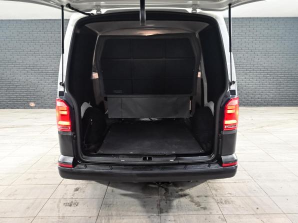 Volkswagen Caravelle T6 с пробегом 2020 года, цена 3 000 000 рублей, 138814 км, минивэн, Автокод Объявления