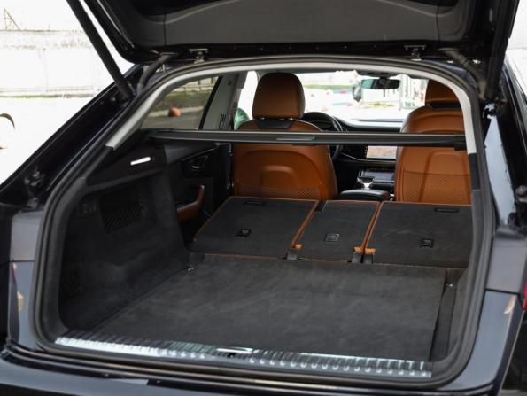 Audi Q8 I (4M) с пробегом 2018 года, цена 4 125 000 рублей, 241959 км, внедорожник, Автокод Объявления