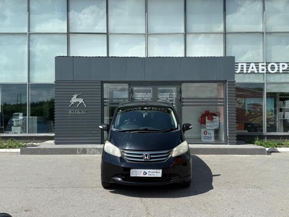 Honda Freed I с пробегом 2009 года, цена 930 000 рублей, 167001 км, компактвэн, Автокод Объявления