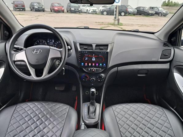 Hyundai Solaris I Рестайлинг с пробегом 2016 года, цена 935 000 рублей, 174000 км, седан, Автокод Объявления
