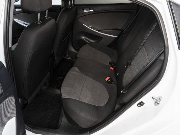 Hyundai Solaris I с пробегом 2014 года, цена 600 000 рублей, 276127 км, седан, Автокод Объявления