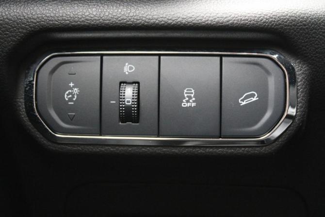 Haval Jolion I Рестайлинг 2 с пробегом 2025 года, цена 2 050 000 рублей, 18000 км, внедорожник, Автокод Объявления