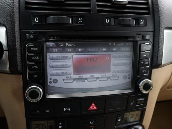 Volkswagen Touareg I Рестайлинг с пробегом 2008 года, цена 1 249 000 рублей, 272460 км, внедорожник, Автокод Объявления