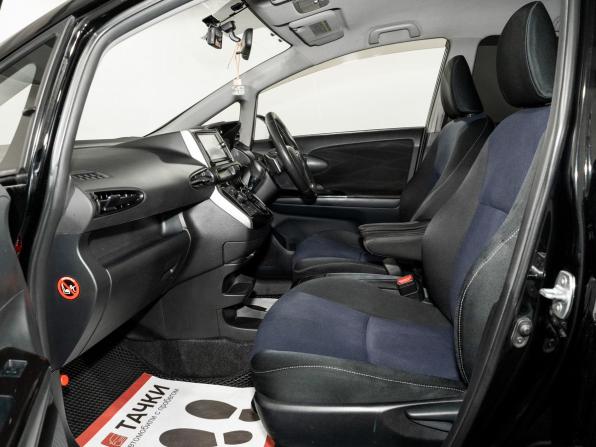 Toyota Wish II Рестайлинг с пробегом 2012 года, цена 1 215 000 рублей, 202447 км, минивэн, Автокод Объявления