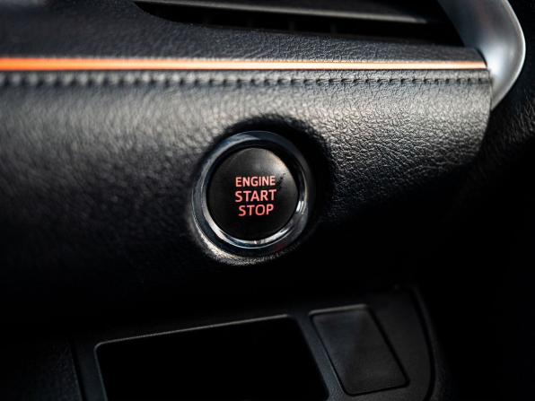 Toyota Sienta I Рестайлинг 2 с пробегом 2015 года, цена 1 250 000 рублей, 157156 км, компактвэн, Автокод Объявления