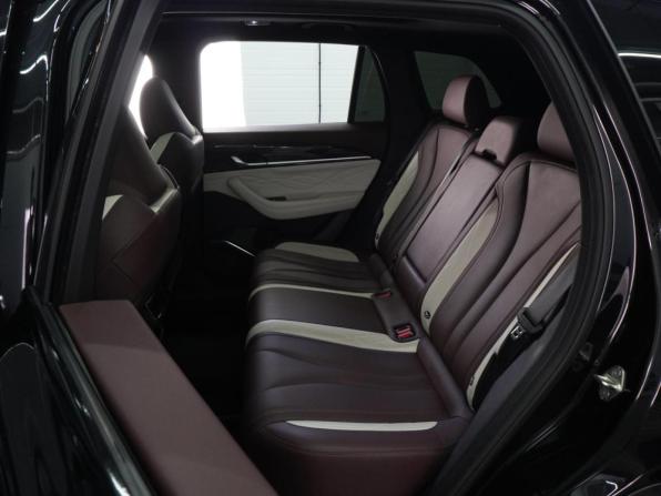 Geely Monjaro I с пробегом 2023 года, цена 3 551 000 рублей, 40105 км, внедорожник, Автокод Объявления