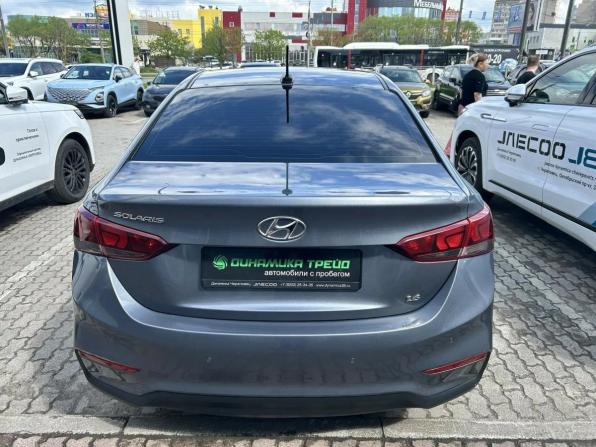 Hyundai Solaris II с пробегом 2018 года, цена 1 000 000 рублей, 150184 км, седан, Автокод Объявления