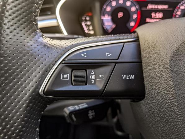 Audi Q3 Sportback II (F3) с пробегом 2021 года, цена 3 360 000 рублей, 47865 км, внедорожник, Автокод Объявления