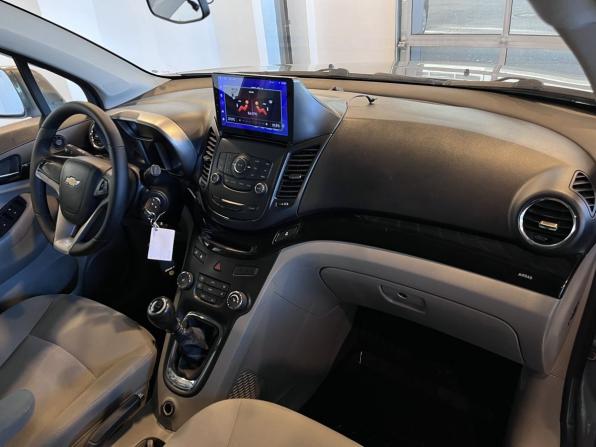 Chevrolet Orlando I с пробегом 2013 года, цена 846 000 рублей, 269337 км, компактвэн, Автокод Объявления