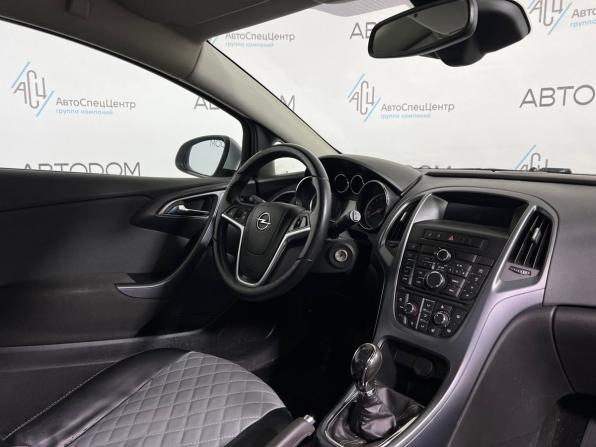 Opel Astra J Рестайлинг с пробегом 2012 года, цена 797 000 рублей, 134790 км, хэтчбек, Автокод Объявления