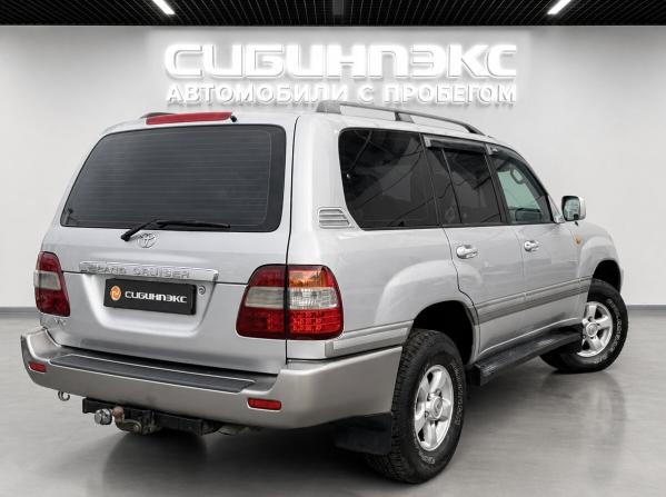 Toyota Land Cruiser 100 Series Рестайлинг 2 с пробегом 2007 года, цена 1 885 500 рублей, 339000 км, внедорожник, Автокод Объявления