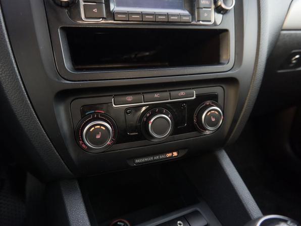 Volkswagen Jetta VI с пробегом 2011 года, цена 798 000 рублей, 212097 км, седан, Автокод Объявления