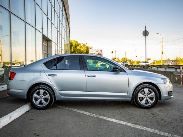 Skoda Octavia III (A7) с пробегом 2013 года, цена 1 498 000 рублей, 130583 км, лифтбек, Автокод Объявления
