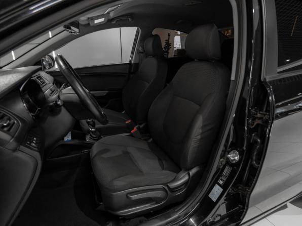 Kia Rio III Рестайлинг с пробегом 2016 года, цена 1 090 000 рублей, 90808 км, седан, Автокод Объявления