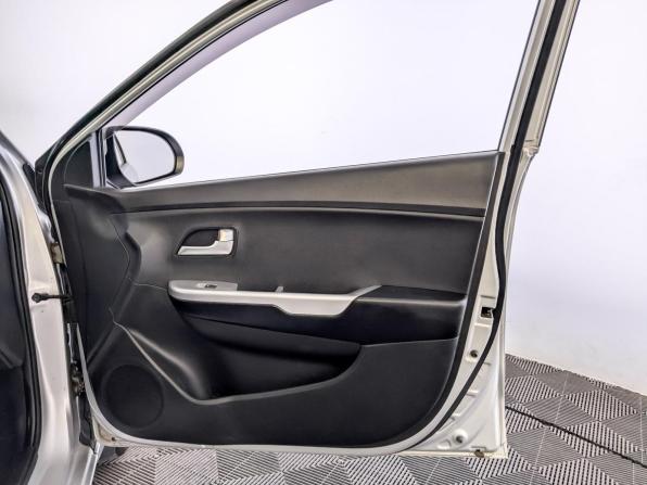 Kia Rio III с пробегом 2013 года, цена 850 000 рублей, 155030 км, хэтчбек, Автокод Объявления