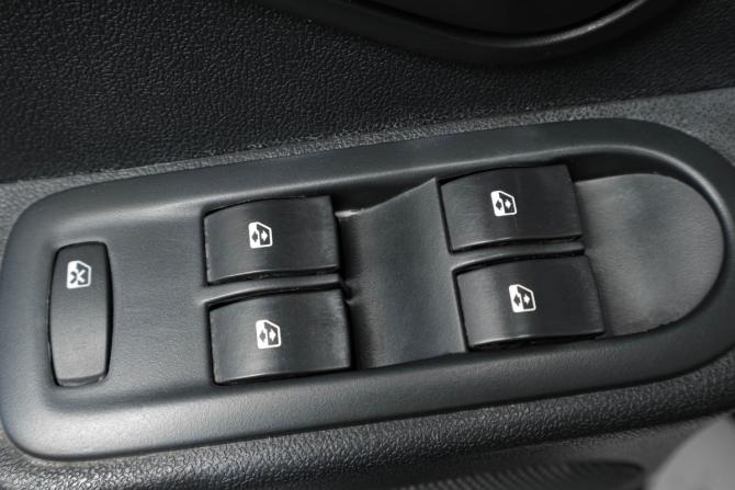 Renault Duster I с пробегом 2012 года, цена 829 000 рублей, 369000 км, внедорожник, Автокод Объявления