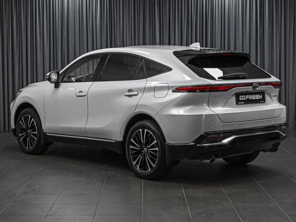 Toyota Venza II с пробегом 2023 года, цена 4 730 000 рублей, 34212 км, внедорожник, Автокод Объявления