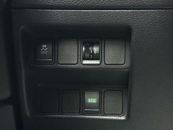 Nissan Qashqai II с пробегом 2015 года, цена 1 579 000 рублей, 107000 км, внедорожник, Автокод Объявления