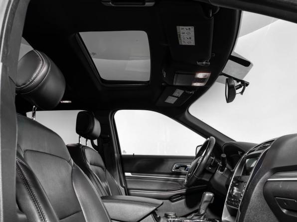 Ford Explorer V Рестайлинг с пробегом 2017 года, цена 2 490 000 рублей, 142892 км, внедорожник, Автокод Объявления