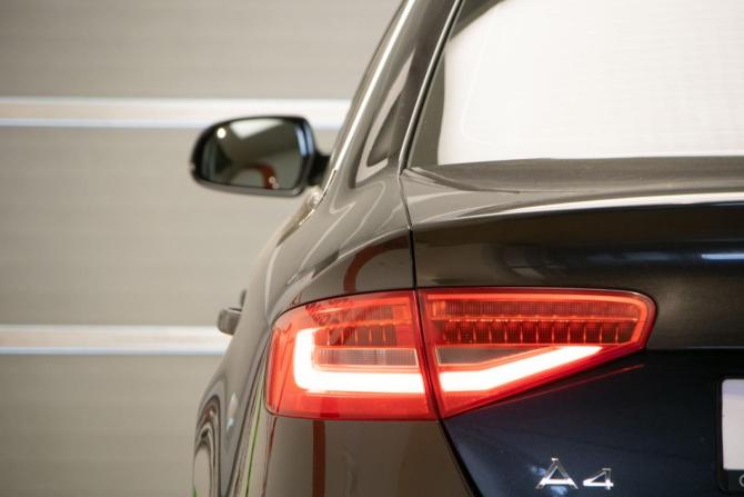 Audi A4 IV (B8) Рестайлинг с пробегом 2013 года, цена 1 675 000 рублей, 212330 км, седан, Автокод Объявления