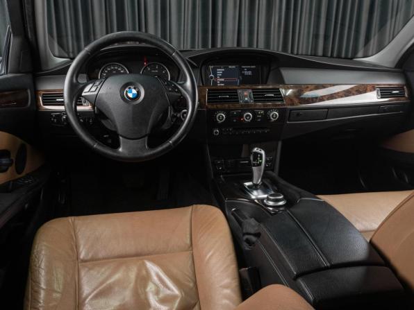 BMW 5 серии V (E60/E61) Рестайлинг с пробегом 2008 года, цена 1 389 000 рублей, 273699 км, седан, Автокод Объявления