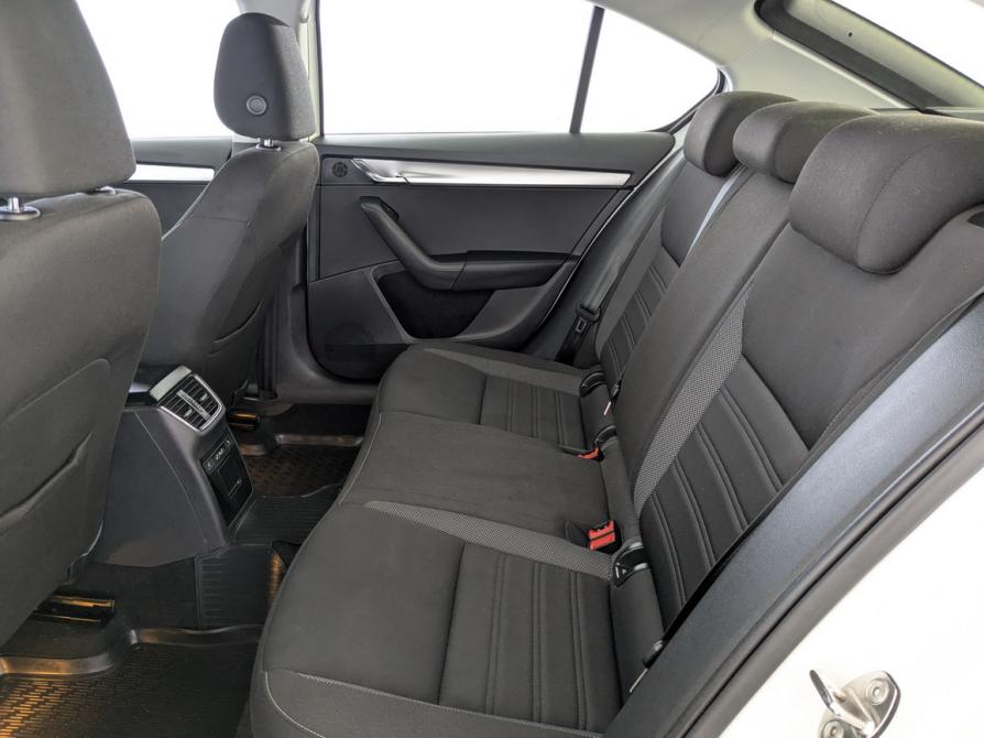 Skoda Octavia III (A7) Рестайлинг Москва  - изображение 12