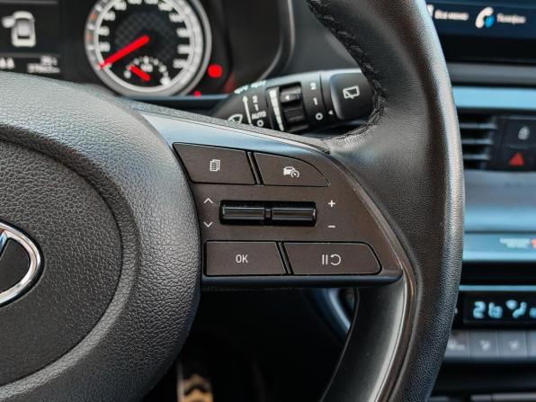 Hyundai Bayon I с пробегом 2023 года, цена 2 120 000 рублей, 37862 км, внедорожник, Автокод Объявления