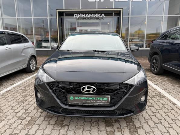 Hyundai Solaris II Рестайлинг с пробегом 2021 года, цена 1 385 000 рублей, 154046 км, седан, Автокод Объявления