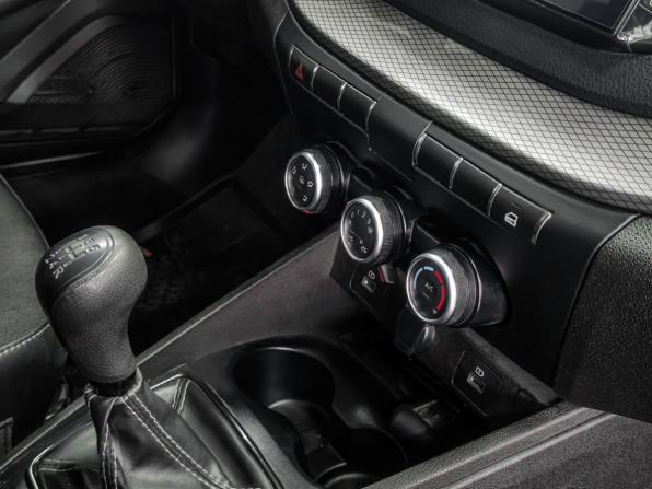 Lada (ВАЗ) Vesta I Рестайлинг (NG) с пробегом 2023 года, цена 1 339 900 рублей, 48000 км, седан, Автокод Объявления