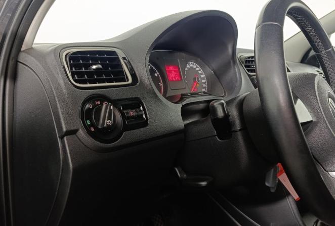 Volkswagen Polo V с пробегом 2012 года, цена 580 000 рублей, 252563 км, седан, Автокод Объявления