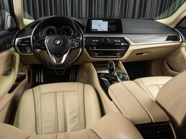 BMW 5 серии VII (G30/G31/G38) с пробегом 2017 года, цена 2 789 000 рублей, 197404 км, седан, Автокод Объявления